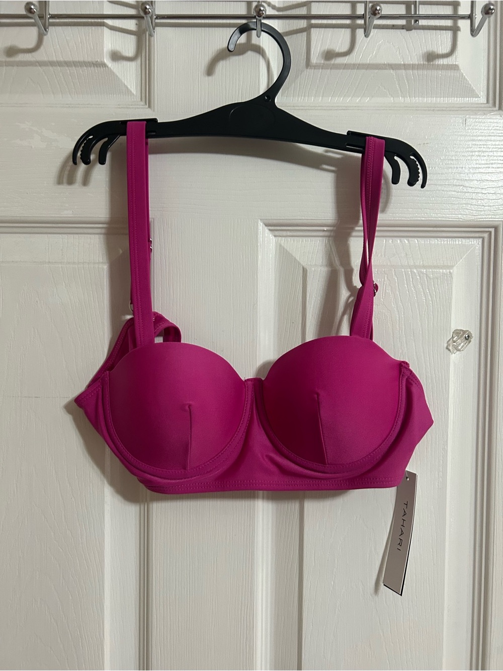 Tahari Fuchsia Padded Underwire swim top Adjustable Straps